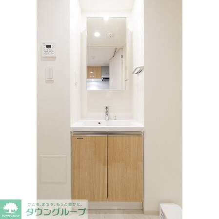 コンフォリア・リヴ横浜平沼の物件内観写真